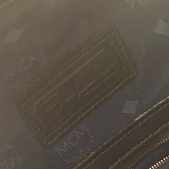 MCM blue and white viestos bucket bag just reduced 100$ - Picture 6 of 7